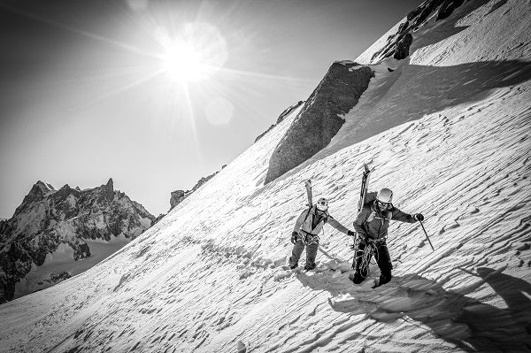 Blue Ice -Bergsportequipment designed in Chamonix-