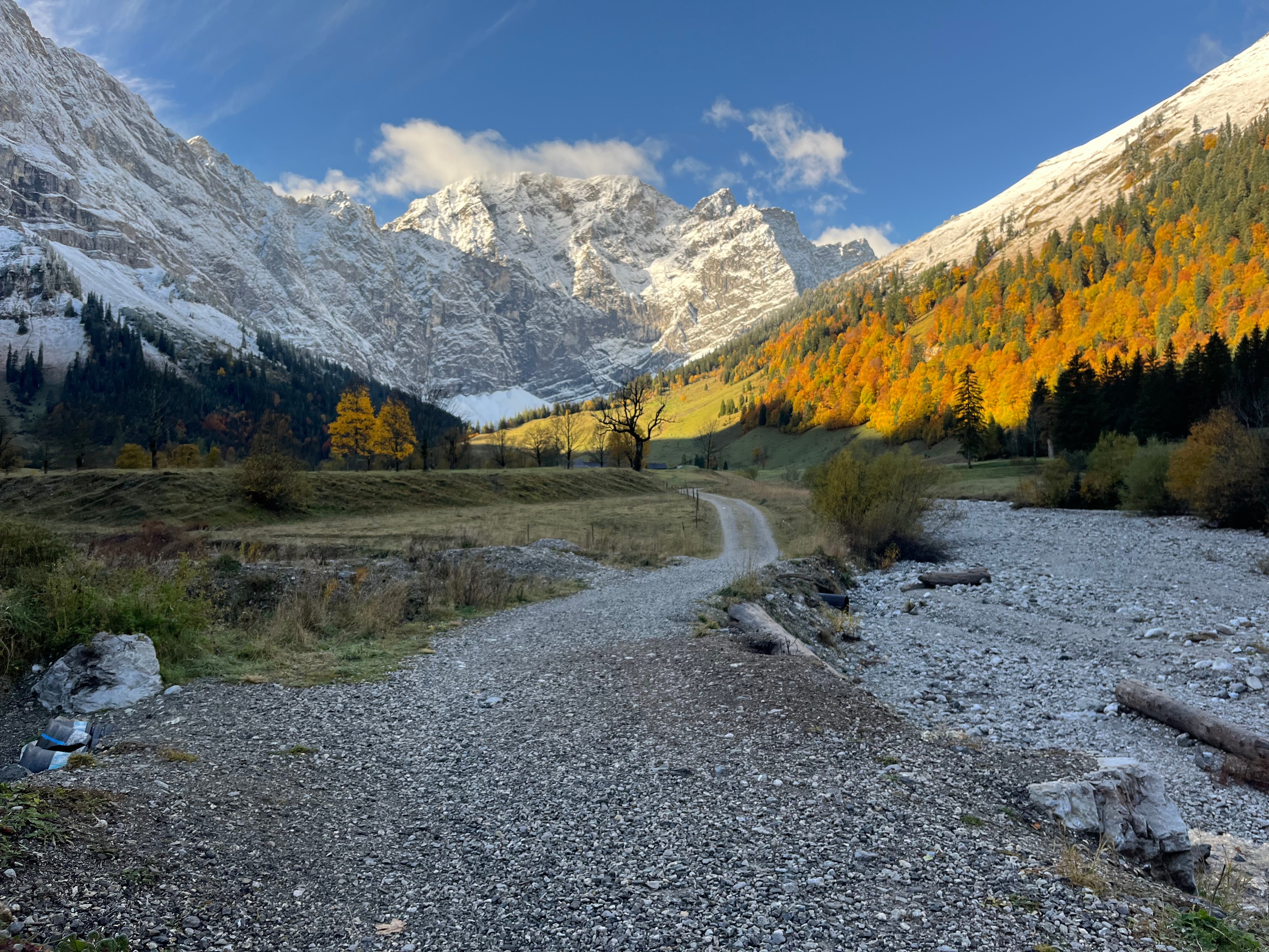 Ultraleicht-Trekking im Herbst – Hurra, das bunte Wunderland ist da!