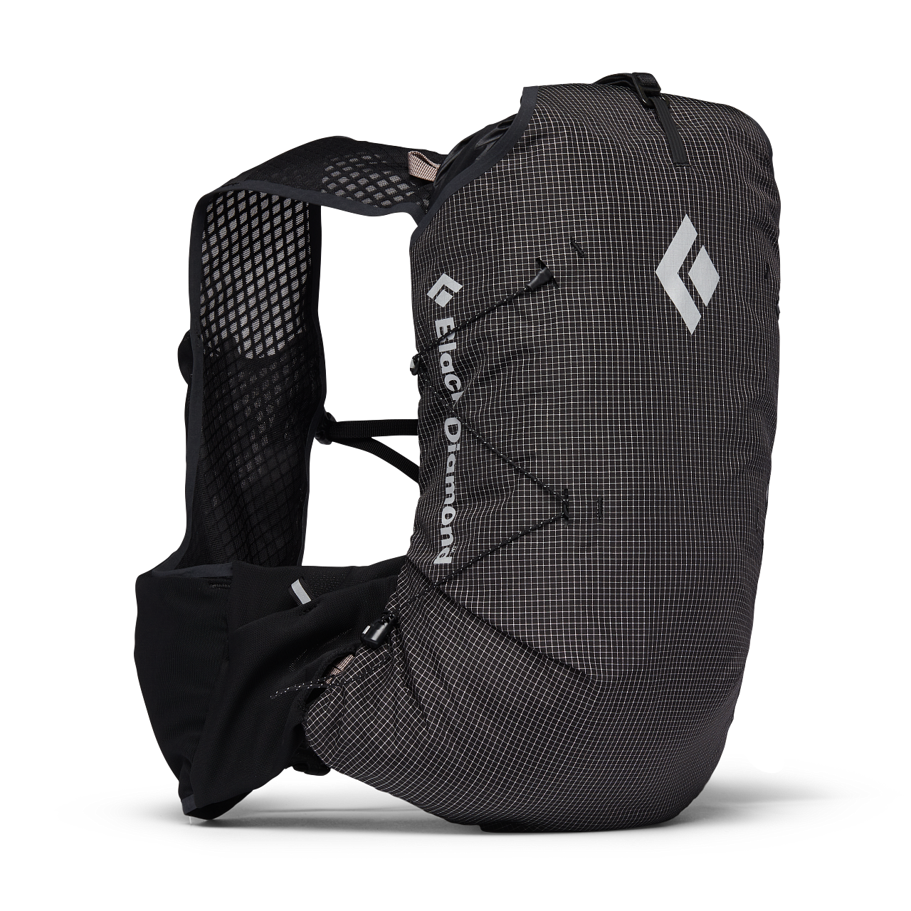 680003_0002_DISTANCE 8 BACKPACK_Black_01_
