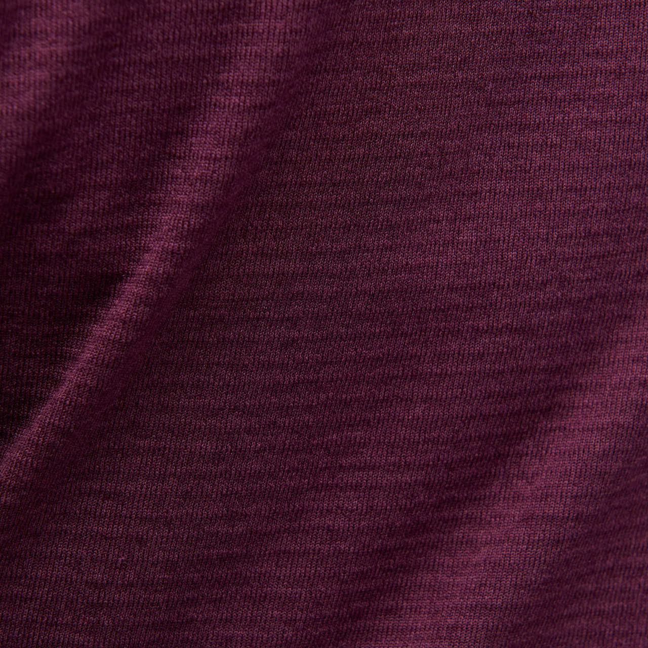 744056_5016_W COEFFICIENT LT HYBRID HOODY_Blackberry_07_