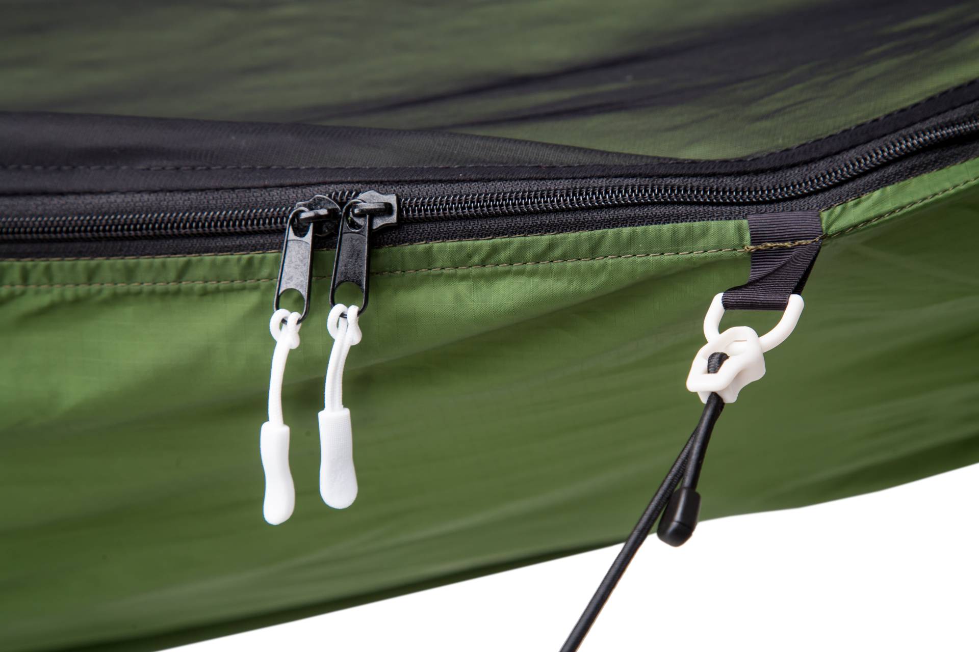 DRAKA-Treetop-Green-packshot-details-1920x1920