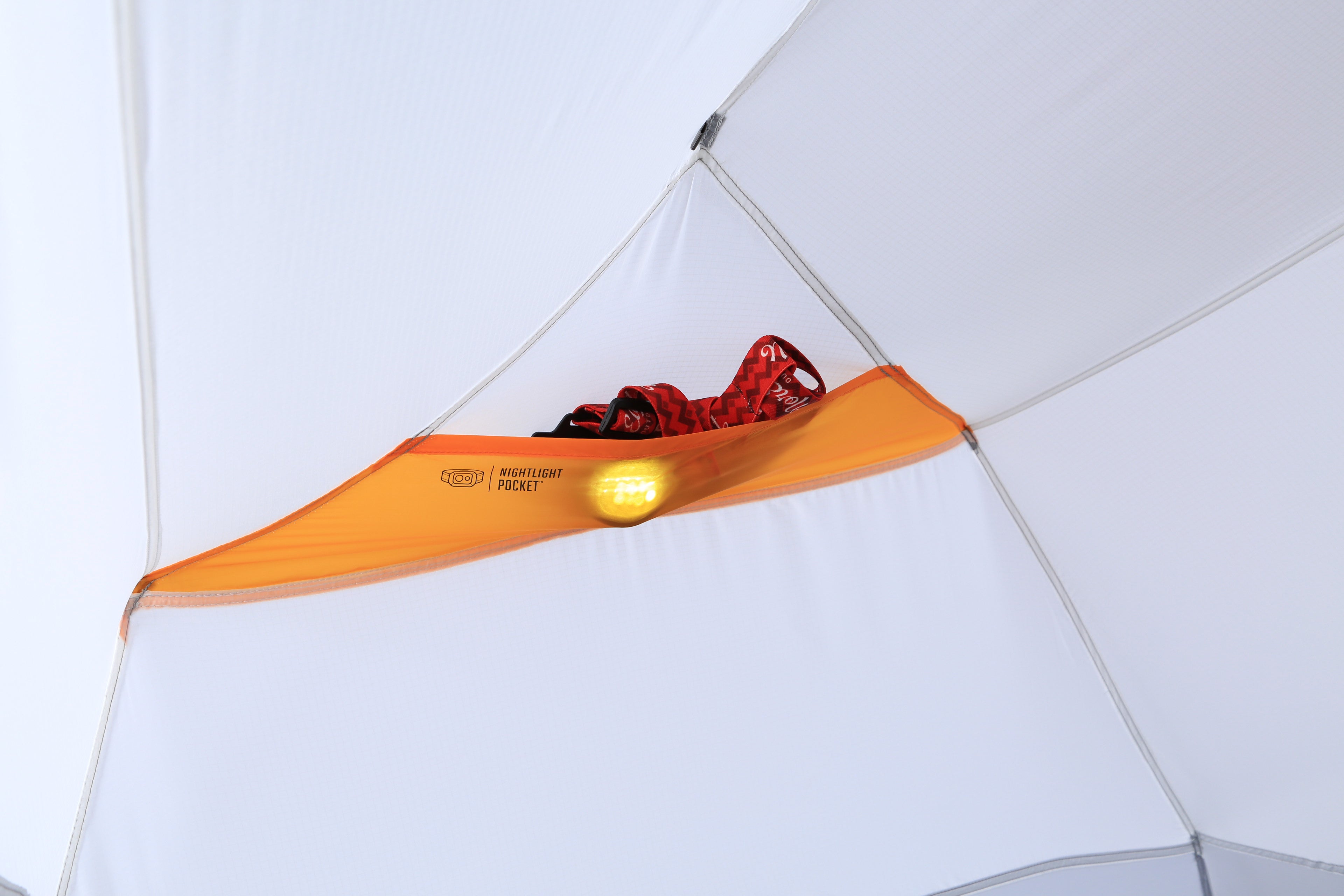 DaggerRidgeOSMO-3P_811666036414_Detail-LightPocket-01
