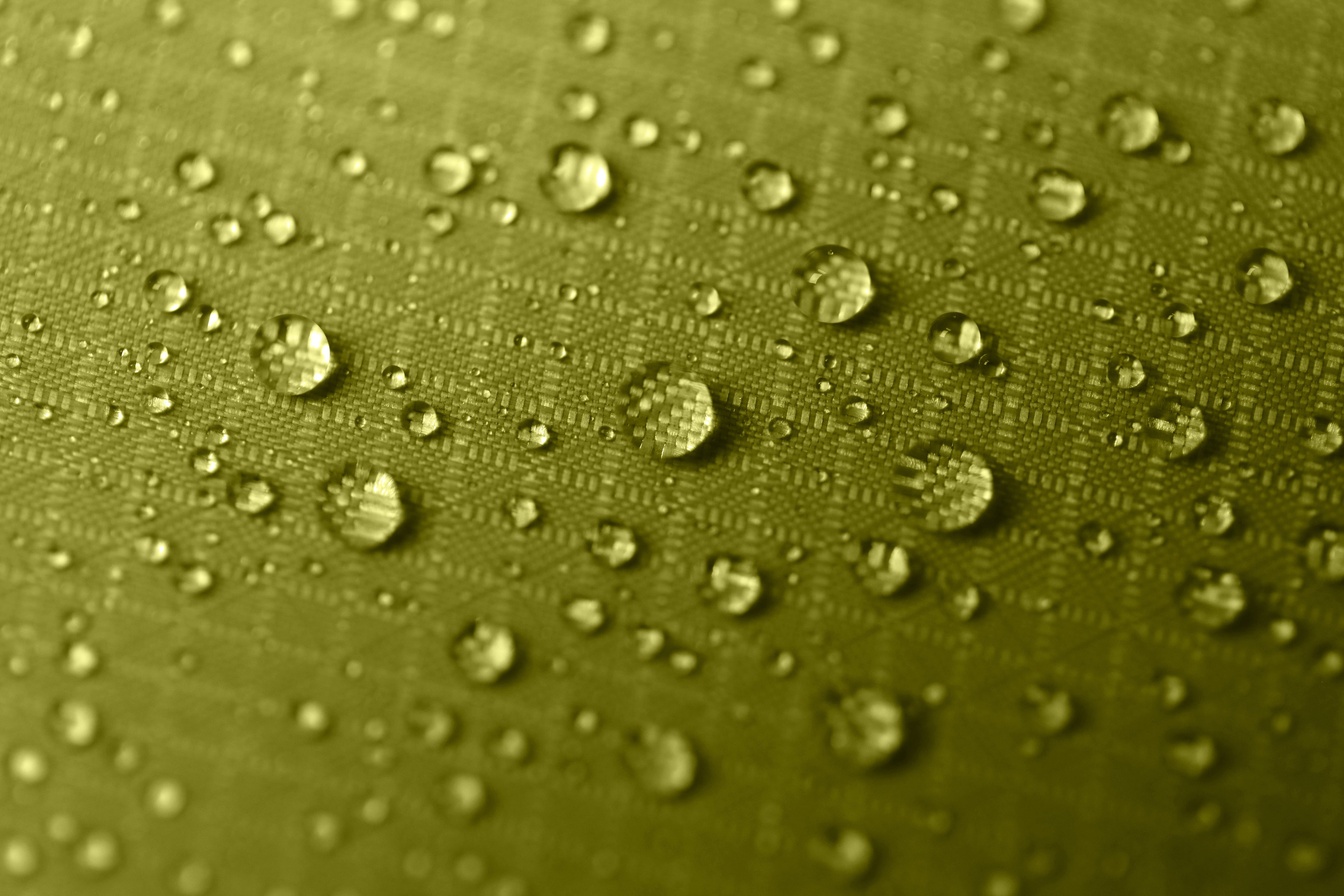 HornetOSMO_1P_811666034052_Detail-OSMO-FabricWet