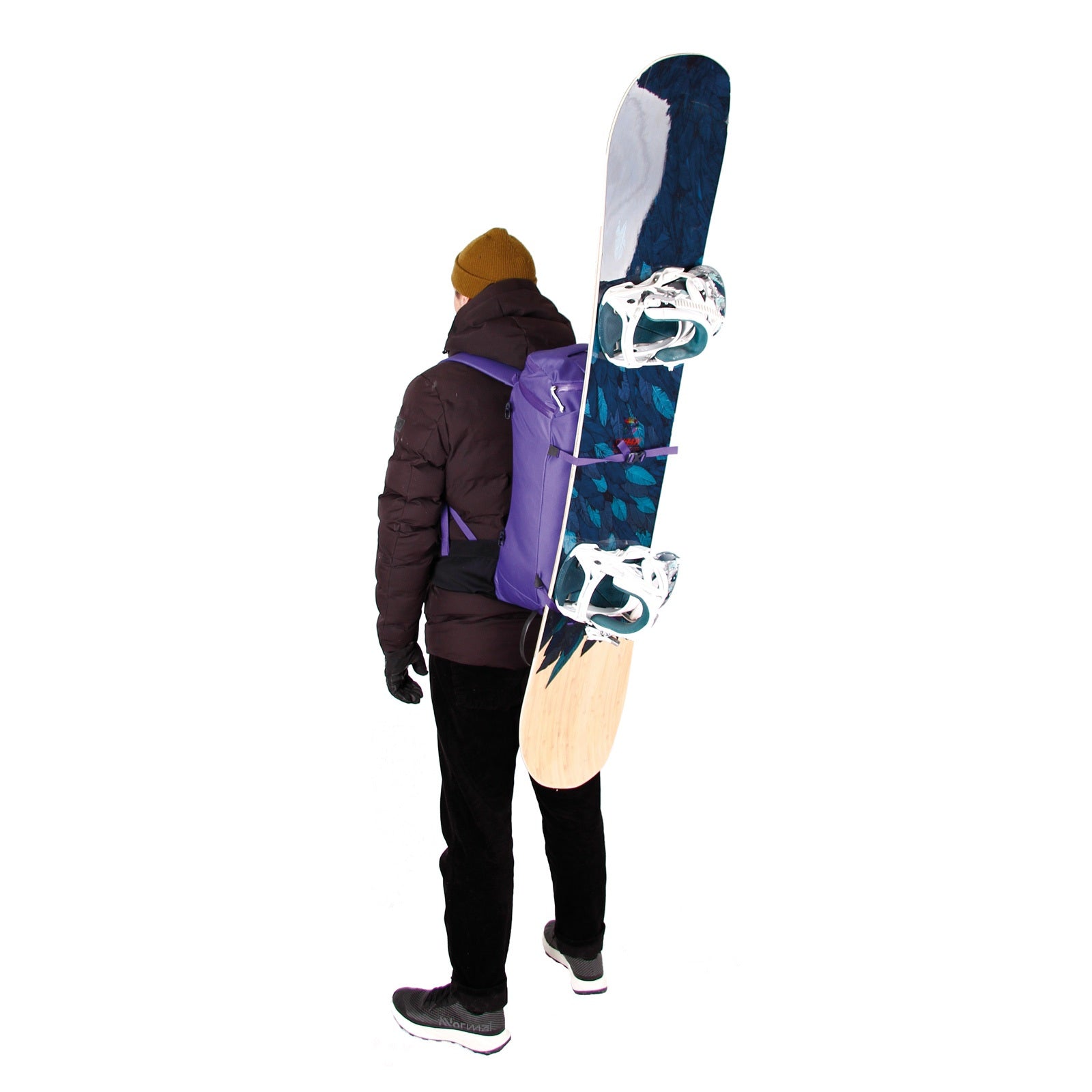 Yagi28-deepblue-snowboard-web