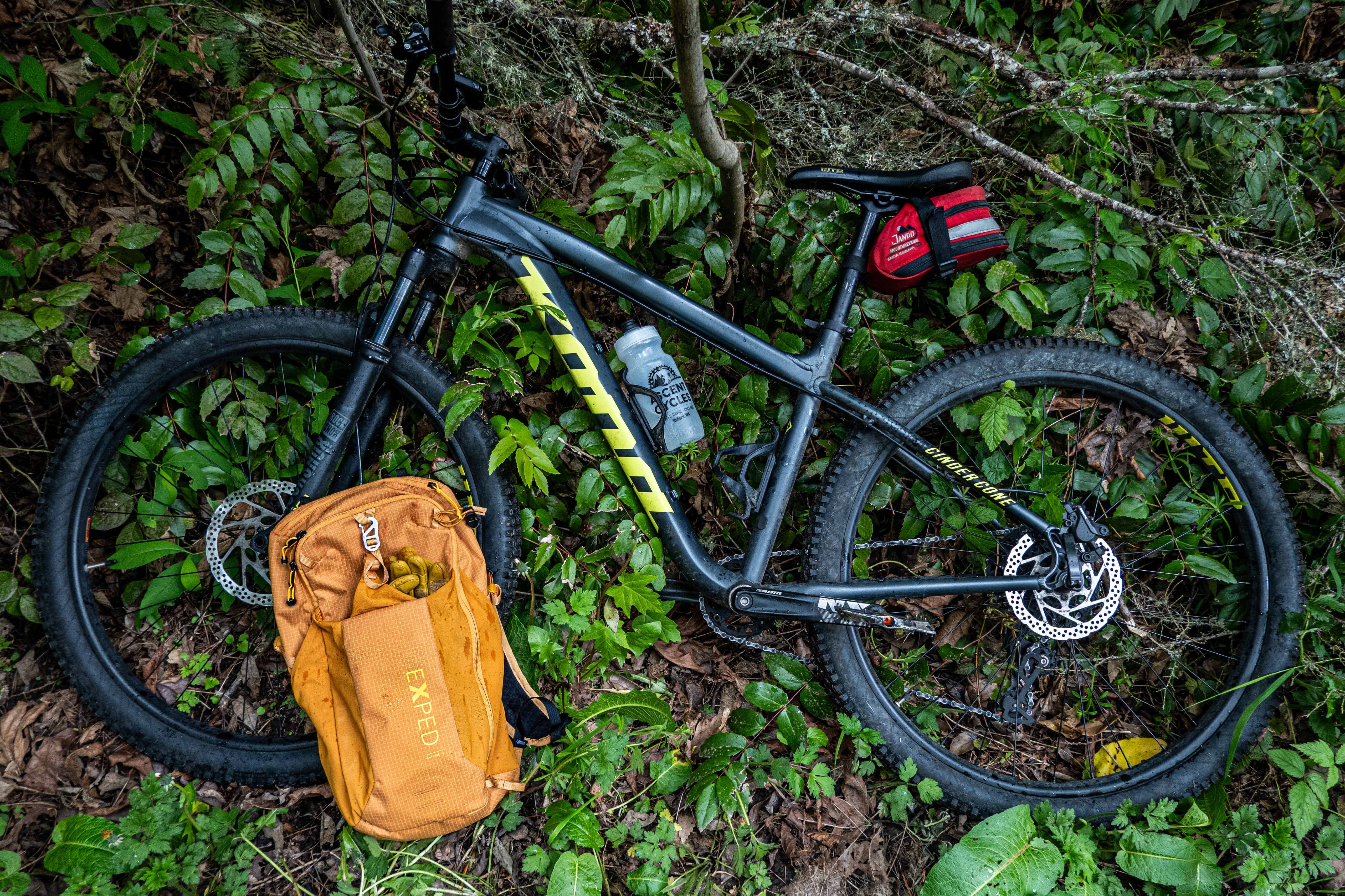 c-exped-skyline-12-gold-mountain-bike-1