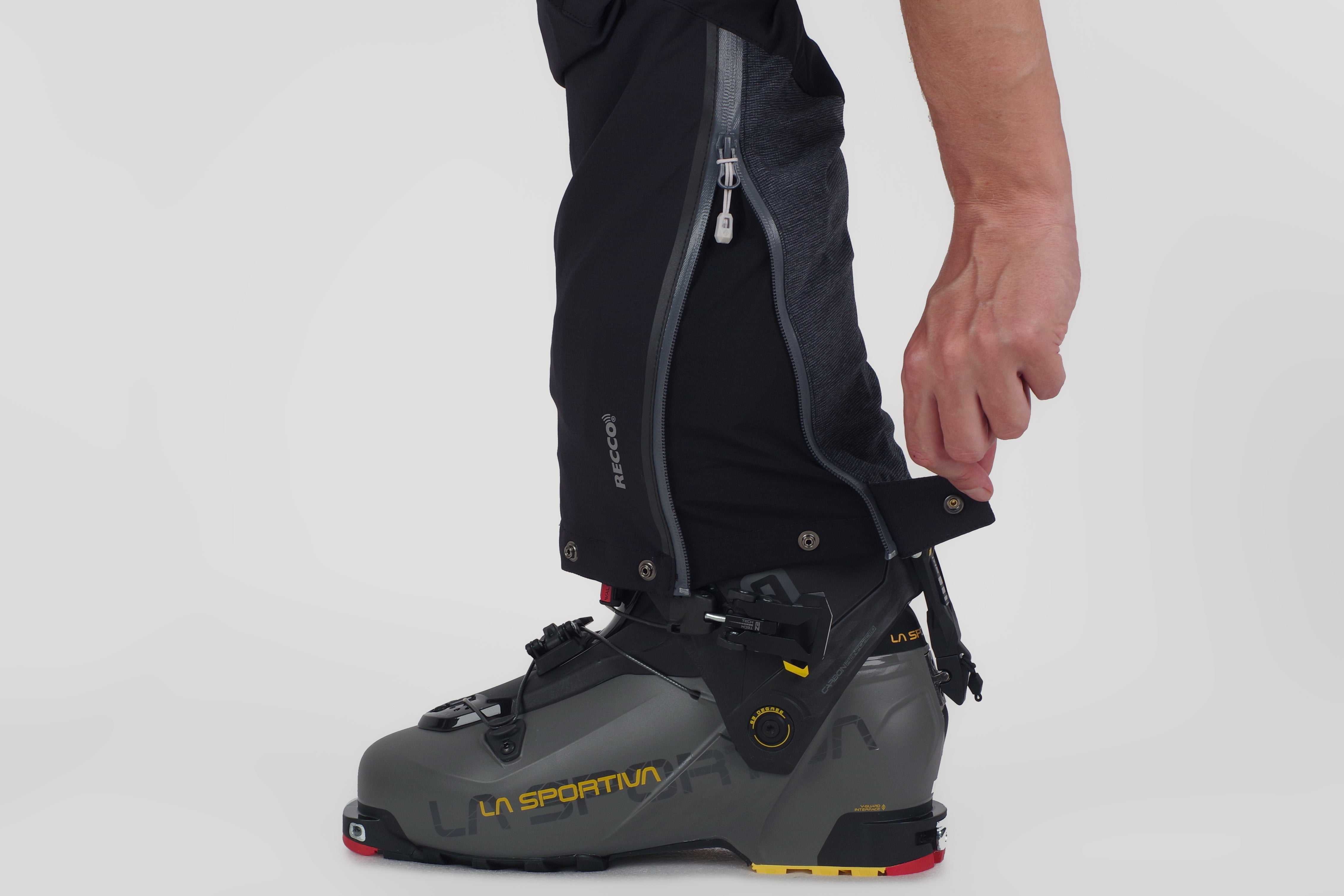 detail_rebel_black_anthracite_w23