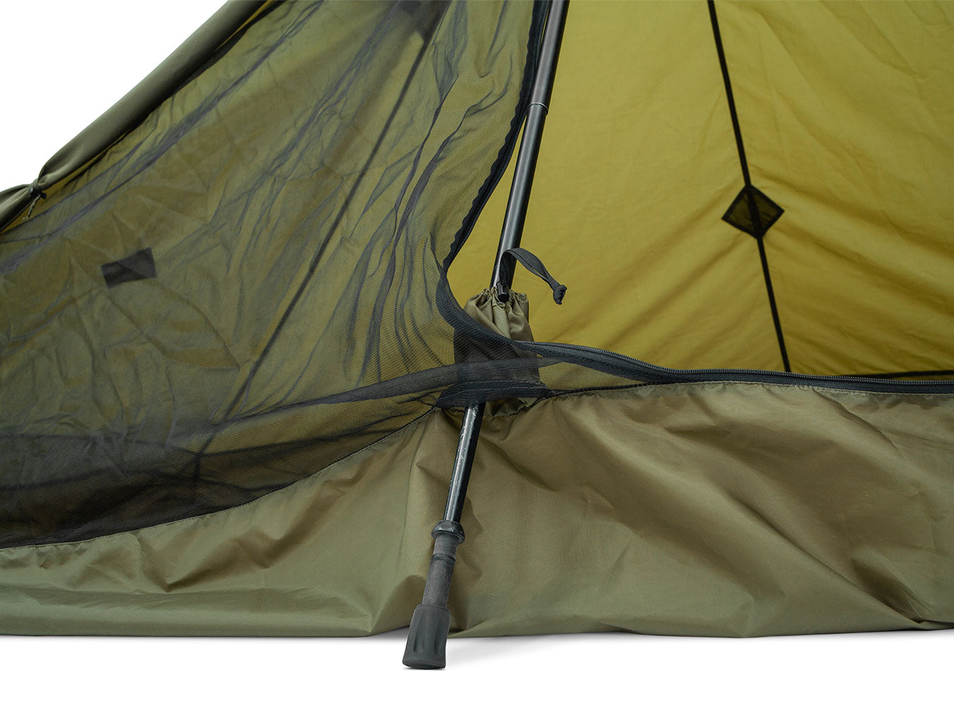 illusion-tent-solo-olive-16-1350x1000