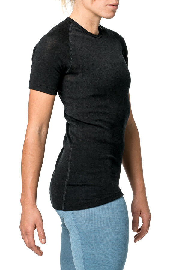 tee-lite-black-2