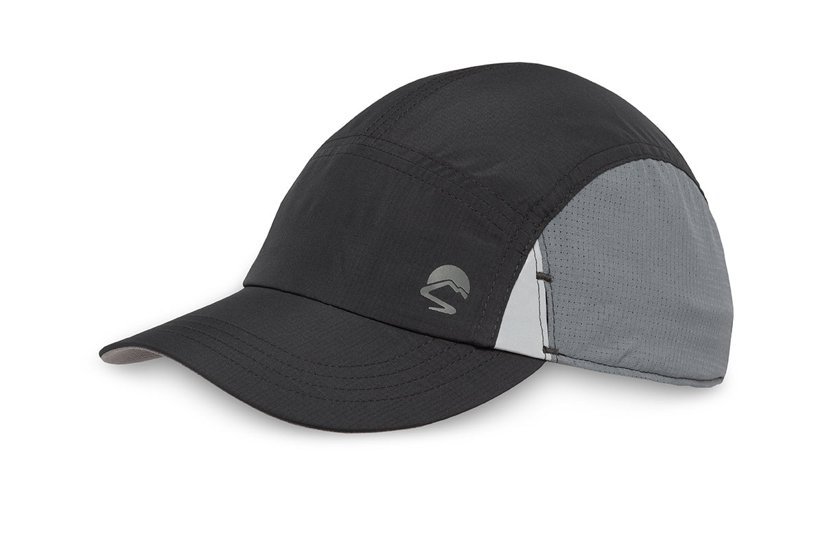 vaporlite-stride-cap-black-front-ss22-LR(2)